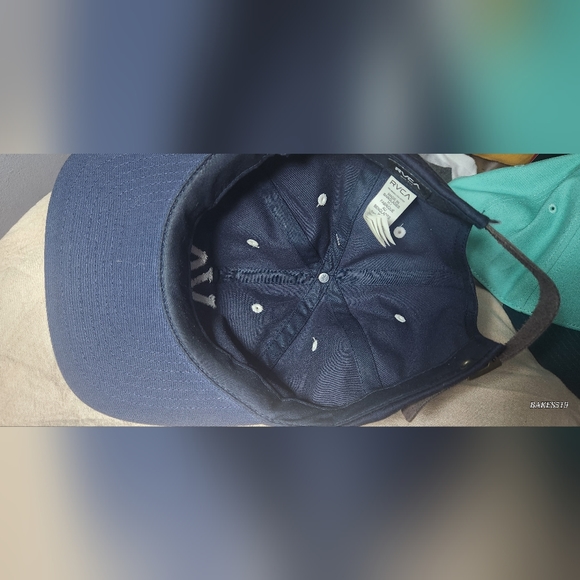 RVCA STRAPBACK HAT (LEATHER STRAP) OSFA - Picture 2 of 3